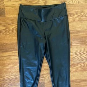 Kendall & Kylie faux leather leggings